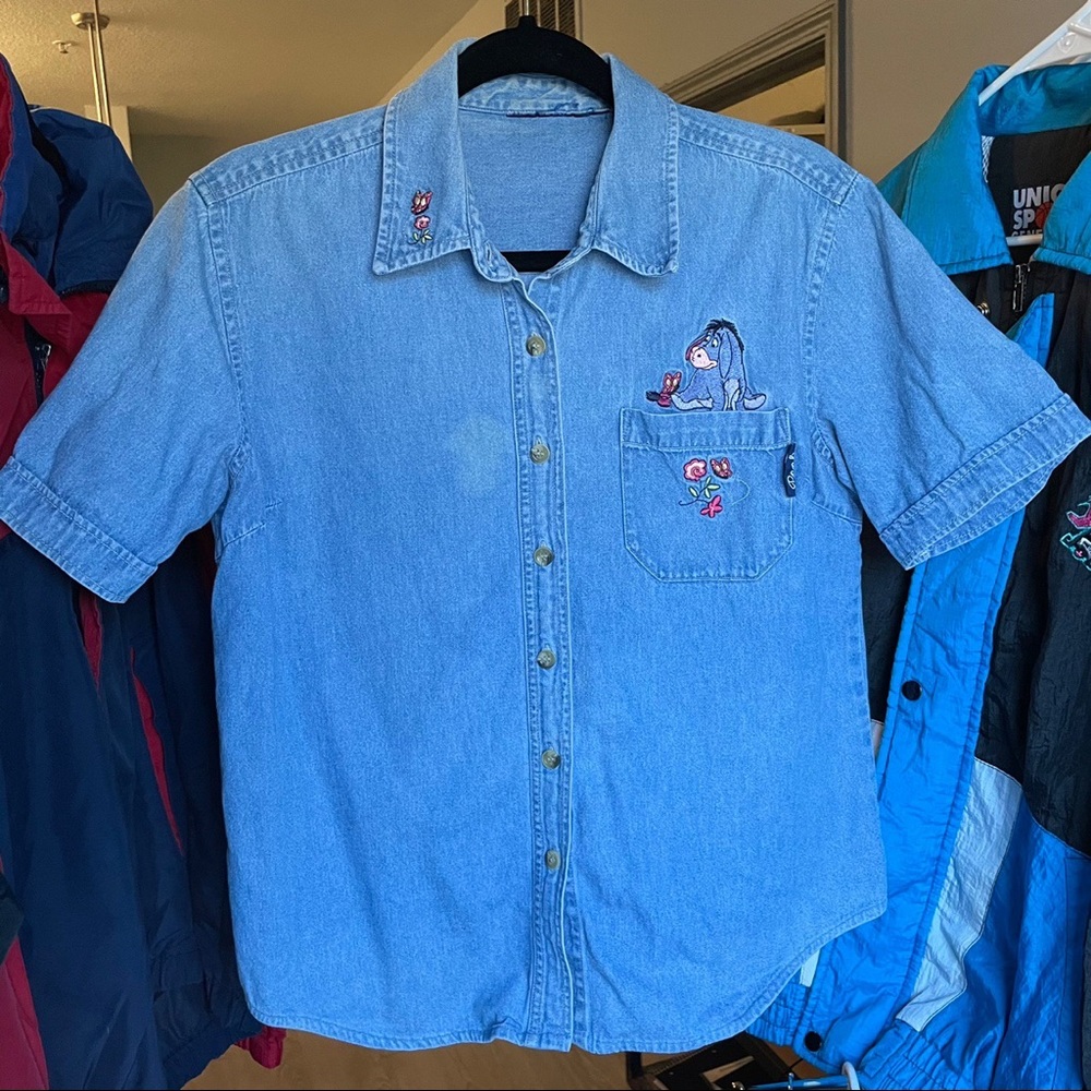 Vintage Winnie The Pooh Women’s Denim Button Up Shirt Gem